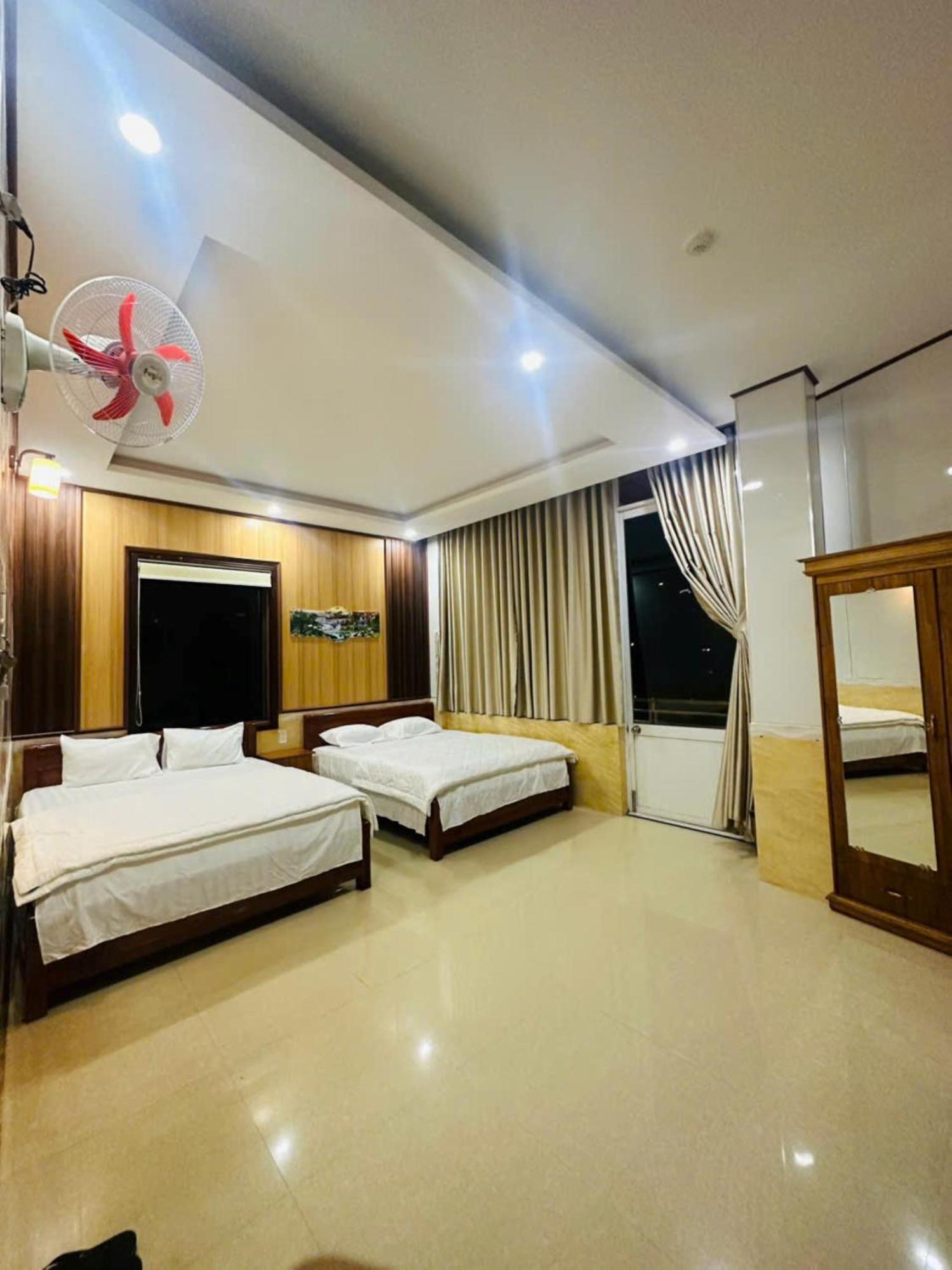Binh Minh Hotel Pleiku Ngoại thất bức ảnh