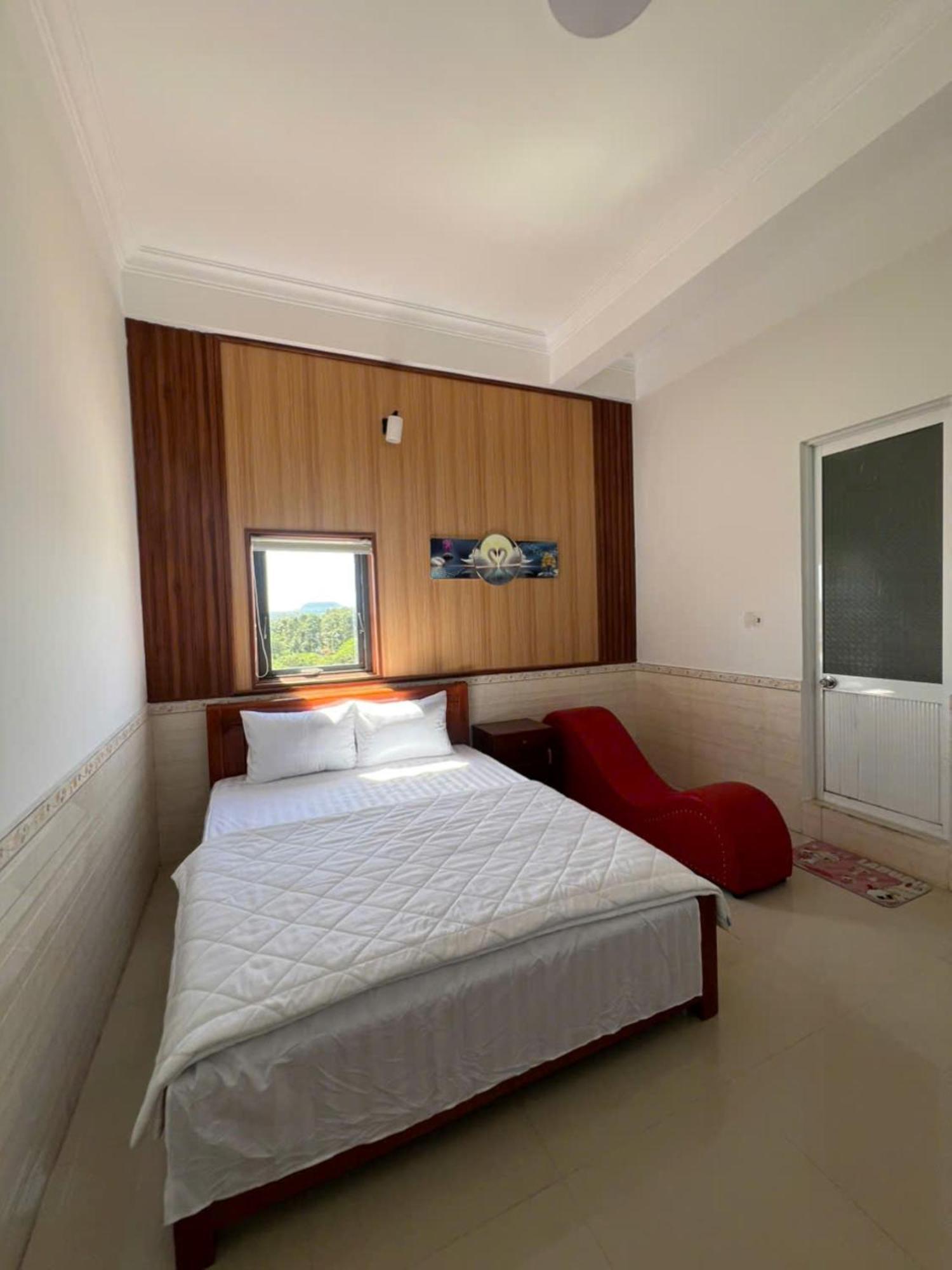 Binh Minh Hotel Pleiku Ngoại thất bức ảnh
